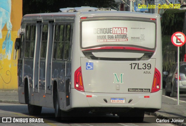 Expresso Azul 17L39 na cidade de Curitiba, Paraná, Brasil, por Carlos Júnior. ID da foto: 7684296.