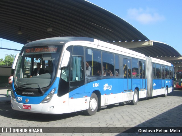 Cidade Alta Transportes 1.104 na cidade de Olinda, Pernambuco, Brasil, por Gustavo Felipe Melo. Número da foto: #7682280.