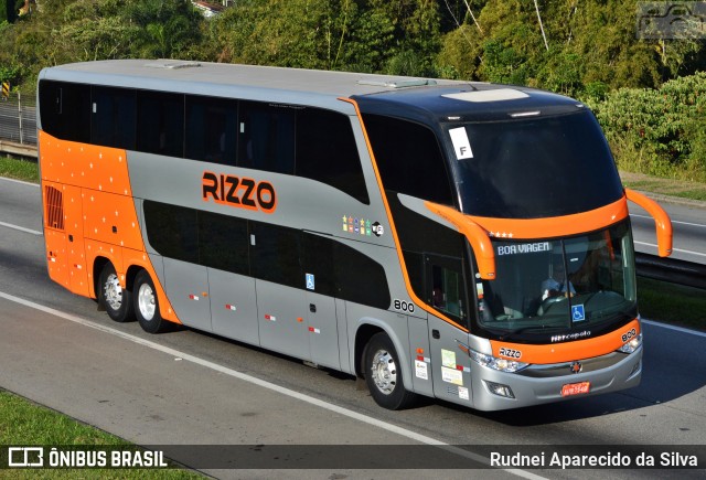 Rizzo Locadora 800 na cidade de Santa Isabel, São Paulo, Brasil, por Rudnei Aparecido da Silva. Número da foto: #7686775.