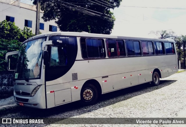 Ônibus Particulares 7855 na cidade de Itaúna, Minas Gerais, Brasil, por Vicente de Paulo Alves. ID da foto: 7689804.