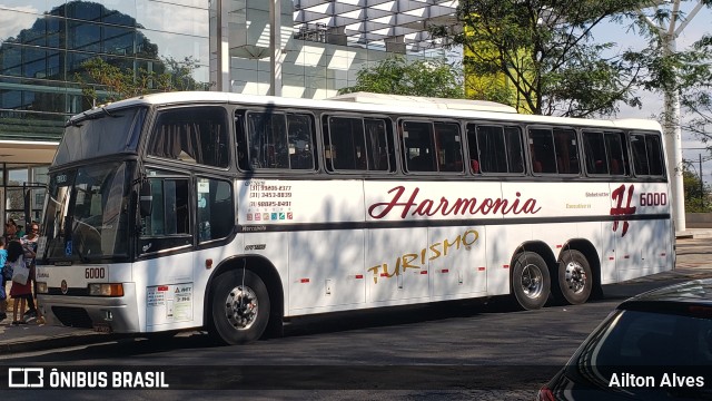 Harmonia Turismo 6000 na cidade de Belo Horizonte, Minas Gerais, Brasil, por Ailton Alves. Número da foto: #7692945.
