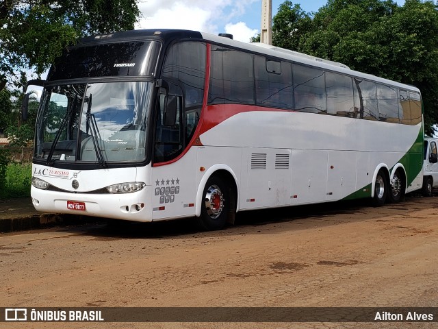 L&C Turismo 1803 na cidade de Pompéu, Minas Gerais, Brasil, por Ailton Alves. ID da foto: 7696649.