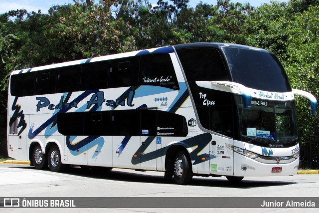 Pedra Azul Turismo 23000 na cidade de São Paulo, São Paulo, Brasil, por Junior Almeida. Número da foto: #7698630.