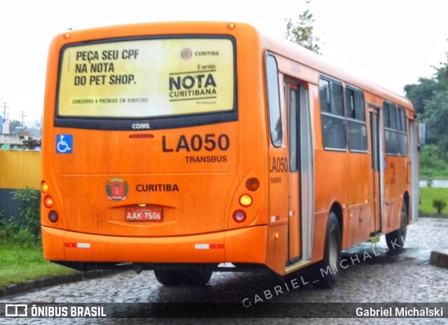 Araucária Transportes Coletivos LA050 na cidade de Curitiba, Paraná, Brasil, por Gabriel Michalski. ID da foto: 7703397.