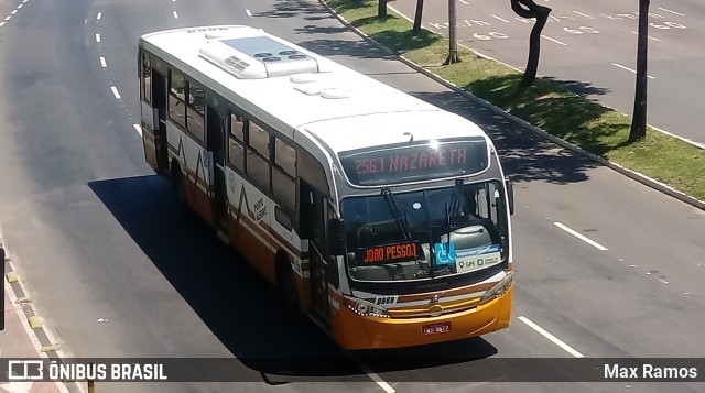 Companhia Carris Porto-Alegrense 0869 na cidade de Porto Alegre, Rio Grande do Sul, Brasil, por Max Ramos. ID da foto: 7702425.