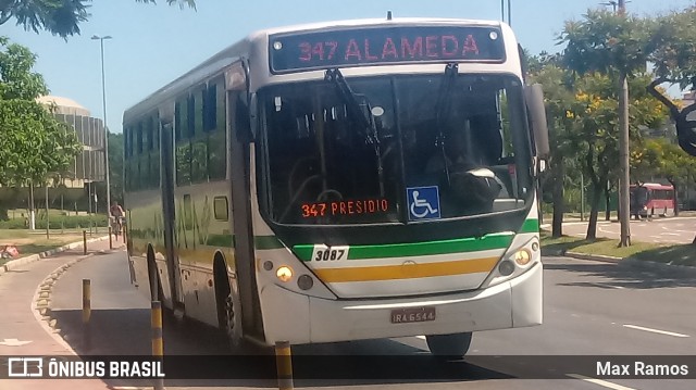 Sudeste Transportes Coletivos 3087 na cidade de Porto Alegre, Rio Grande do Sul, Brasil, por Max Ramos. Número da foto: #7702220.