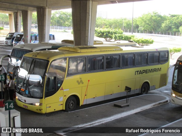 Viação Itapemirim 8221 na cidade de Aracaju, Sergipe, Brasil, por Rafael Rodrigues Forencio. ID da foto: 7700534.