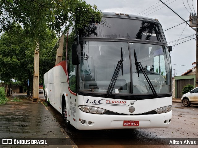 L&C Turismo 1803 na cidade de Pompéu, Minas Gerais, Brasil, por Ailton Alves. ID da foto: 7700724.