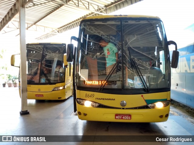 Viação Itapemirim 8649 na cidade de Ponto dos Volantes, Minas Gerais, Brasil, por Cesar Rodrigues. Número da foto: #7708063.