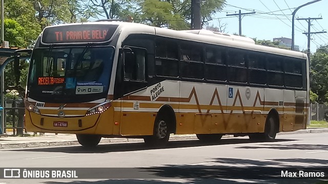 Companhia Carris Porto-Alegrense 0860 na cidade de Porto Alegre, Rio Grande do Sul, Brasil, por Max Ramos. Número da foto: #7705581.