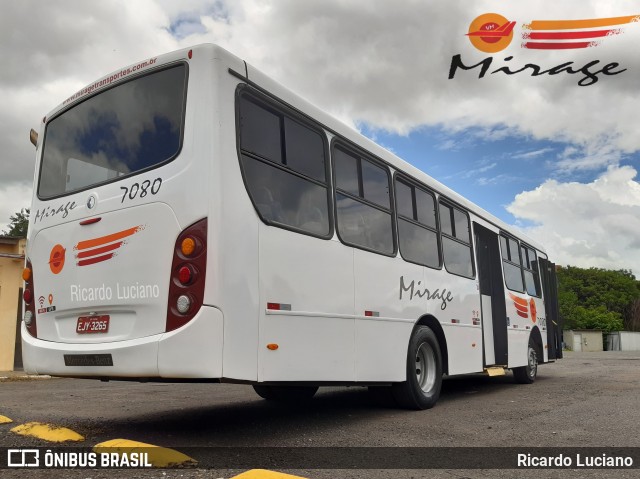 Viação Mirage 7080 na cidade de Itapira, São Paulo, Brasil, por Ricardo Luciano. Número da foto: #7709069.