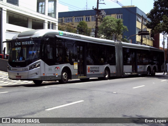 Viação Metrópole Paulista - Zona Leste 3 3173 na cidade de São Paulo, São Paulo, Brasil, por Eron Lopes. Número da foto: #7709643.
