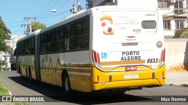 Companhia Carris Porto-Alegrense 0832 na cidade de Porto Alegre, Rio Grande do Sul, Brasil, por Max Ramos. ID da foto: 7790519.