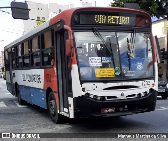 Viação Sul Fluminense 1202 na cidade de Volta Redonda, Rio de Janeiro, Brasil, por Matheus Martins da Silva. Número da foto: #7819695.