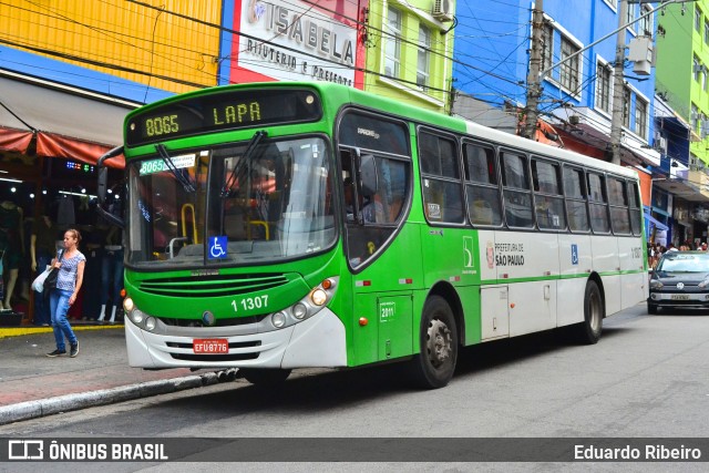 Viação Santa Brígida 1 1307 na cidade de São Paulo, São Paulo, Brasil, por Eduardo Ribeiro. ID da foto: 7819671.