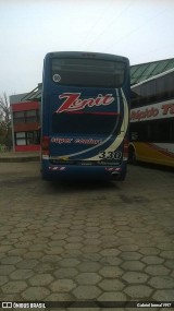 Zenit 330 na cidade de Federación, Federación, Entre Ríos, Argentina, por Gabriel bernal1997. Número da foto: #7826509.