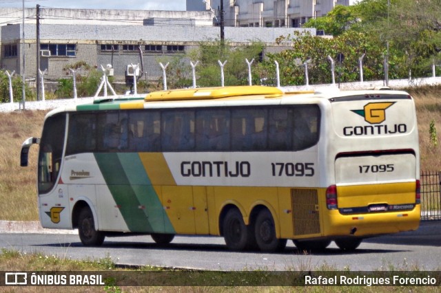 Empresa Gontijo de Transportes 17095 na cidade de Aracaju, Sergipe, Brasil, por Rafael Rodrigues Forencio. ID da foto: 7830363.