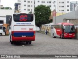Viação São Cristóvão 2110 na cidade de Divinópolis, Minas Gerais, Brasil, por Tiago Wenceslau de Souza. Número da foto: #:id.