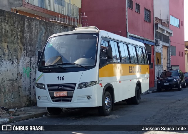 Escolares 116 na cidade de Osasco, São Paulo, Brasil, por Jackson Sousa Leite. Número da foto: #7834072.