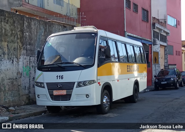 Escolares 116 na cidade de Osasco, São Paulo, Brasil, por Jackson Sousa Leite. ID da foto: 7834072.