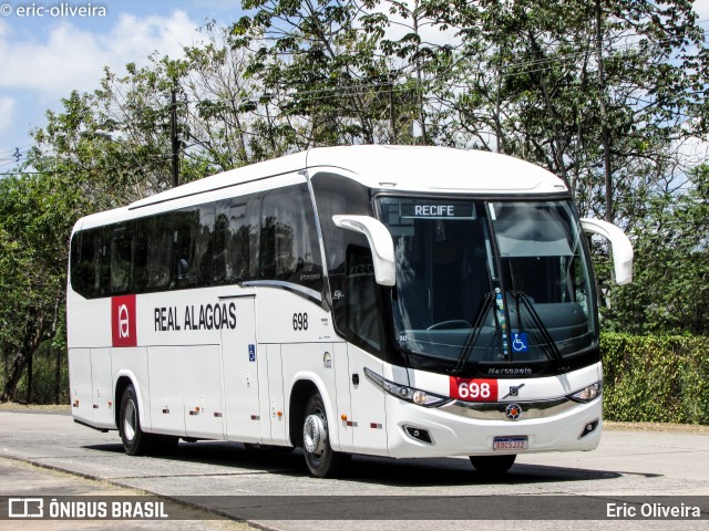 Real Alagoas de Viação 698 na cidade de Recife, Pernambuco, Brasil, por Eric Oliveira. ID da foto: 7831871.