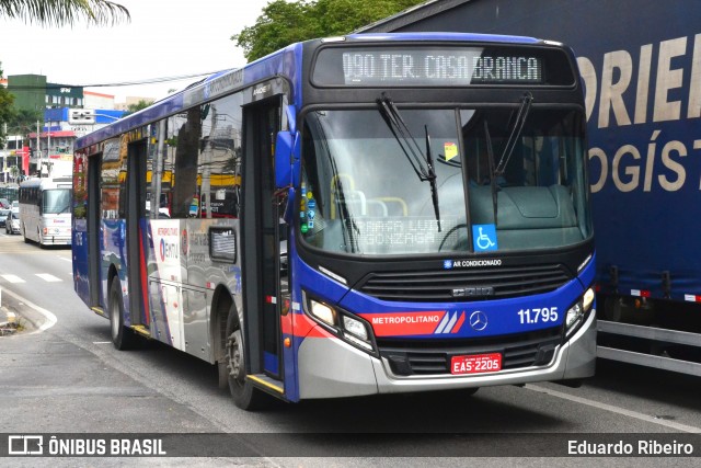 Viação Pirajuçara 11.795 na cidade de Taboão da Serra, São Paulo, Brasil, por Eduardo Ribeiro. Número da foto: #7836692.