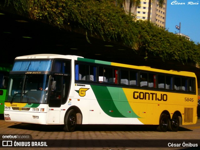 Empresa Gontijo de Transportes 5845 na cidade de Belo Horizonte, Minas Gerais, Brasil, por César Ônibus. ID da foto: 7839274.