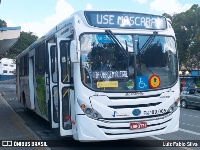 Viação Pinheiral RJ 189.005 na cidade de Barra do Piraí, Rio de Janeiro, Brasil, por Luiz Fabio Silva. ID da foto: 7844037.