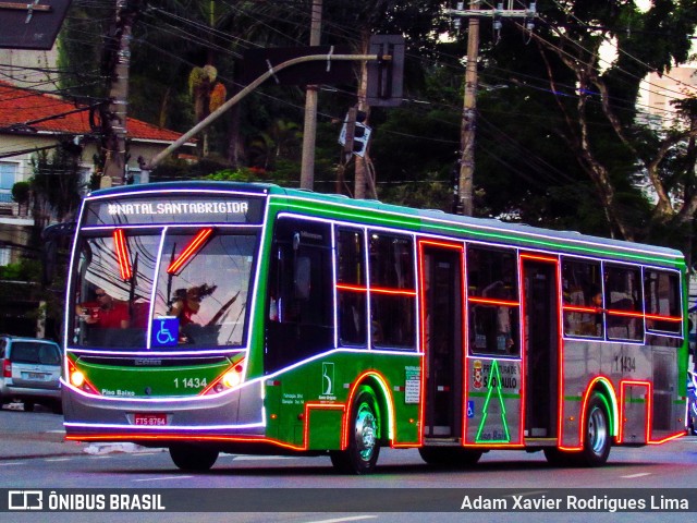 Viação Santa Brígida 1 1434 na cidade de São Paulo, São Paulo, Brasil, por Adam Xavier Rodrigues Lima. Número da foto: #7841400.