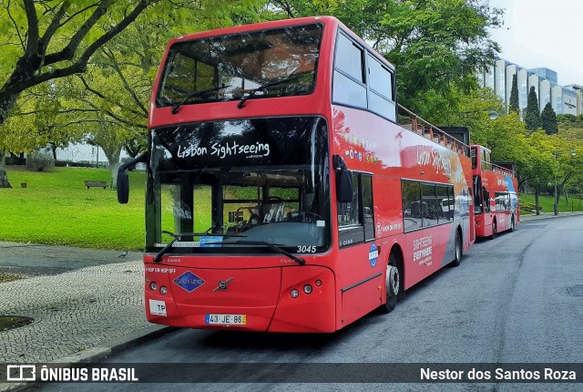 Carristur 3045 na cidade de Sintra, Lisbon, Portugal, por Nestor dos Santos Roza. ID da foto: 7842957.