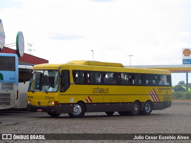 Viação Itapemirim 40205 na cidade de Pirassununga, São Paulo, Brasil, por Julio Cesar Euzebio Alves. Número da foto: #7841221.
