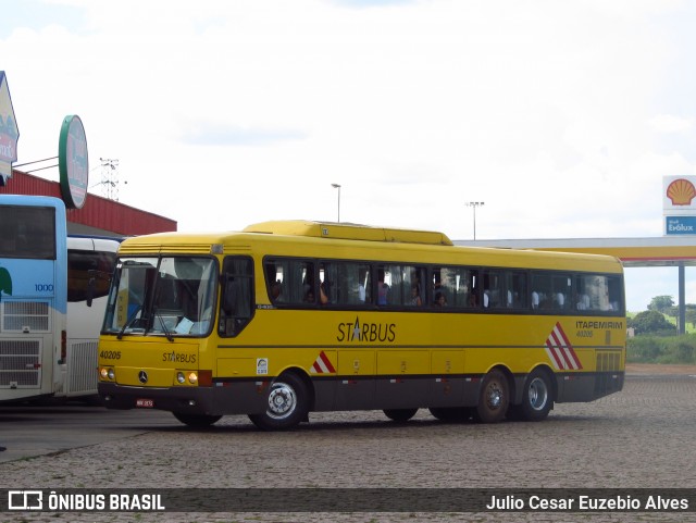 Viação Itapemirim 40205 na cidade de Pirassununga, São Paulo, Brasil, por Julio Cesar Euzebio Alves. ID da foto: 7841221.