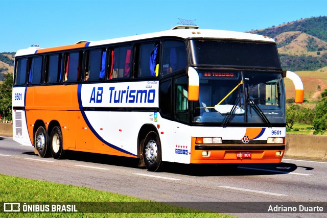 AB Turismo 9501 na cidade de Roseira, São Paulo, Brasil, por Adriano Duarte. ID da foto: 7846478.