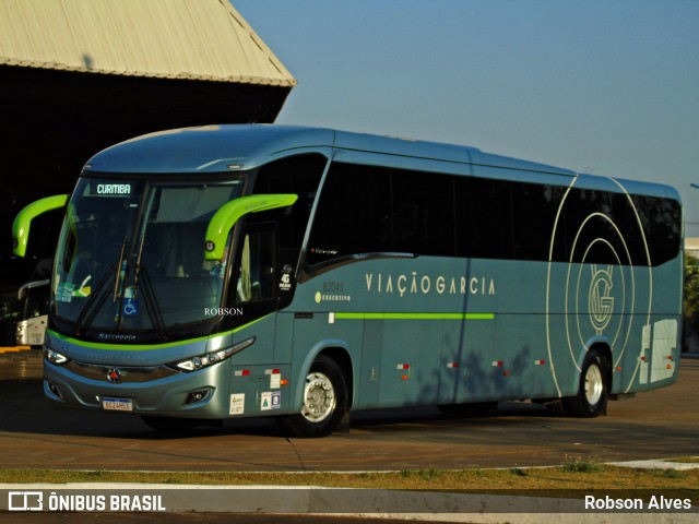 Viação Garcia 82045 na cidade de Maringá, Paraná, Brasil, por Robson Alves. ID da foto: 7844562.