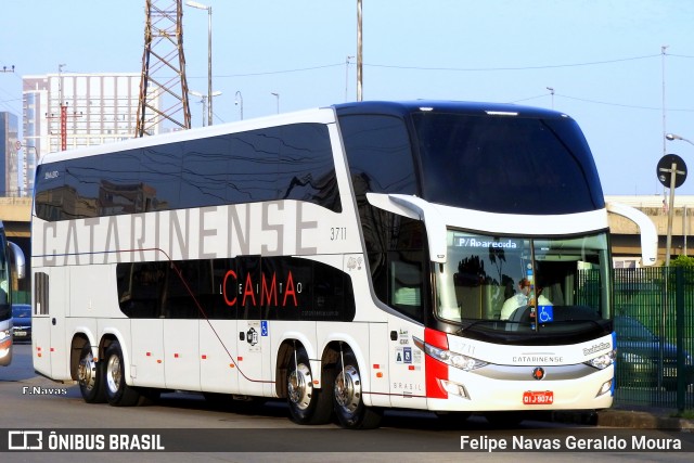 Auto Viação Catarinense 3711 na cidade de São Paulo, São Paulo, Brasil, por Felipe Navas Geraldo Moura . Número da foto: #7846227.