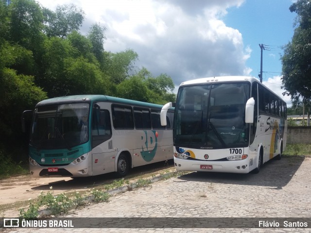 Empresas de Transportes Santana e São Paulo 1700 na cidade de Cruz das Almas, Bahia, Brasil, por Flávio  Santos. ID da foto: 7848857.