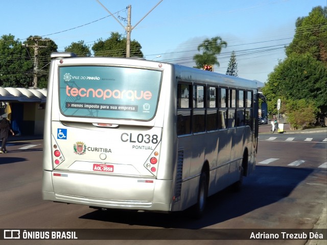 Auto Viação Santo Antônio CL038 na cidade de Curitiba, Paraná, Brasil, por Adriano Trezub Déa. ID da foto: 7848246.