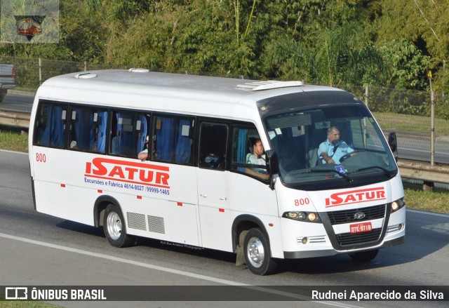 Isatur 800 na cidade de Santa Isabel, São Paulo, Brasil, por Rudnei Aparecido da Silva. Número da foto: #7796360.