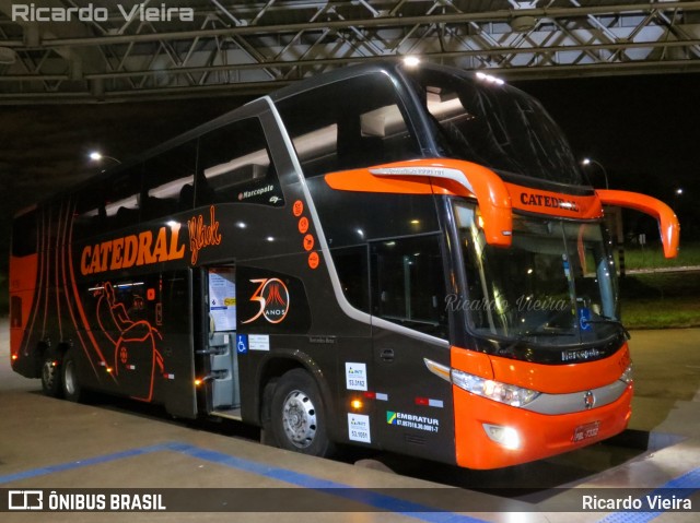 Catedral Turismo 18250 na cidade de Brasília, Distrito Federal, Brasil, por Ricardo Vieira. Número da foto: #7795421.