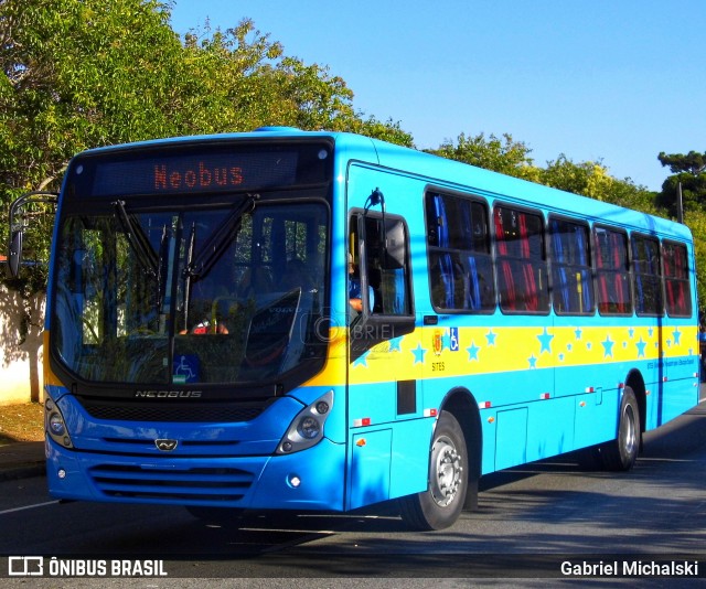 Trans Isaak Turismo  na cidade de Curitiba, Paraná, Brasil, por Gabriel Michalski. ID da foto: 7794474.