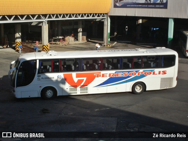 Viação Teresópolis RJ 203.006 na cidade de Rio de Janeiro, Rio de Janeiro, Brasil, por Zé Ricardo Reis. ID da foto: 7795736.