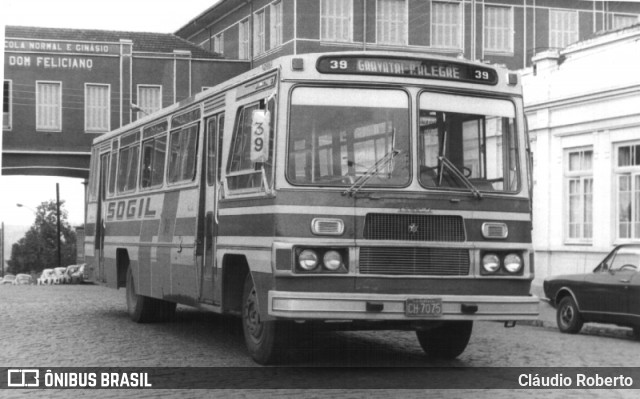 SOGIL - Sociedade de Ônibus Gigante Ltda. 39 na cidade de Gravataí, Rio Grande do Sul, Brasil, por Cláudio Roberto. ID da foto: 7793989.