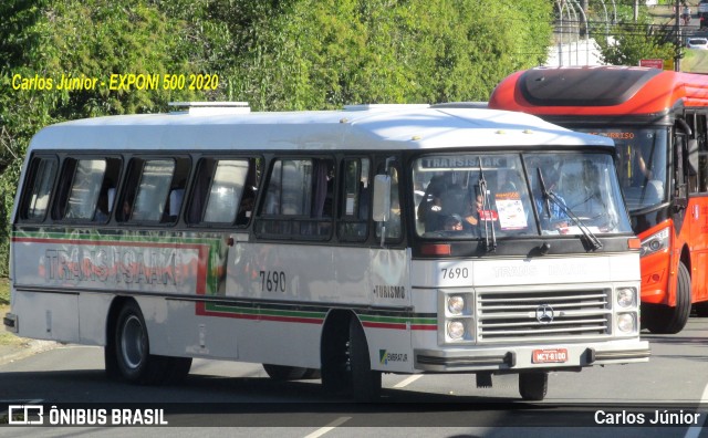 Trans Isaak Turismo 7690 na cidade de Curitiba, Paraná, Brasil, por Carlos Júnior. ID da foto: 7794369.