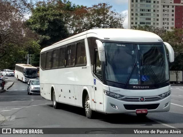 Ônibus Particulares 7961 na cidade de Belo Horizonte, Minas Gerais, Brasil, por Vicente de Paulo Alves. Número da foto: #7796888.