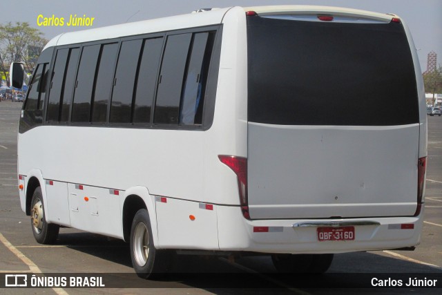 Ônibus Particulares 3160 na cidade de Goiânia, Goiás, Brasil, por Carlos Júnior. Número da foto: #7852411.