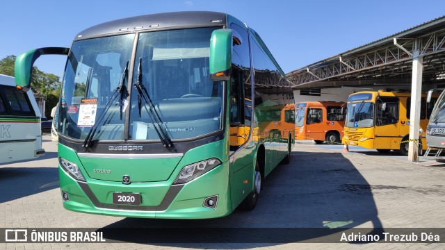 Busscar Ônibus  na cidade de Curitiba, Paraná, Brasil, por Adriano Trezub Déa. Número da foto: #7850345.