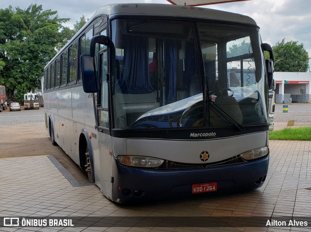 Ônibus Particulares 7000 na cidade de Uberaba, Minas Gerais, Brasil, por Ailton Alves. ID da foto: 7854133.