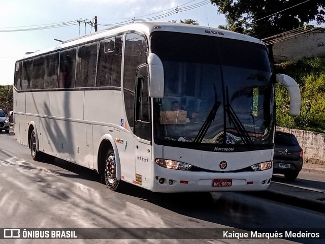 Ônibus Particulares KML6835 na cidade de Ribeirão das Neves, Minas Gerais, Brasil, por Kaique Marquês Medeiros . Número da foto: #7857483.