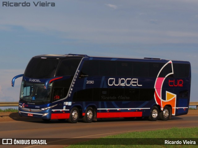 Gurgel Tur 2090 na cidade de Cristalina, Goiás, Brasil, por Ricardo Vieira. Número da foto: #7856006.