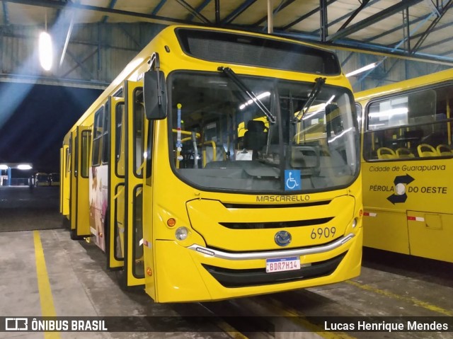Transportes Coletivos Pérola do Oeste 6909 na cidade de Guarapuava, Paraná, Brasil, por Lucas Henrique Mendes. Número da foto: #7859337.